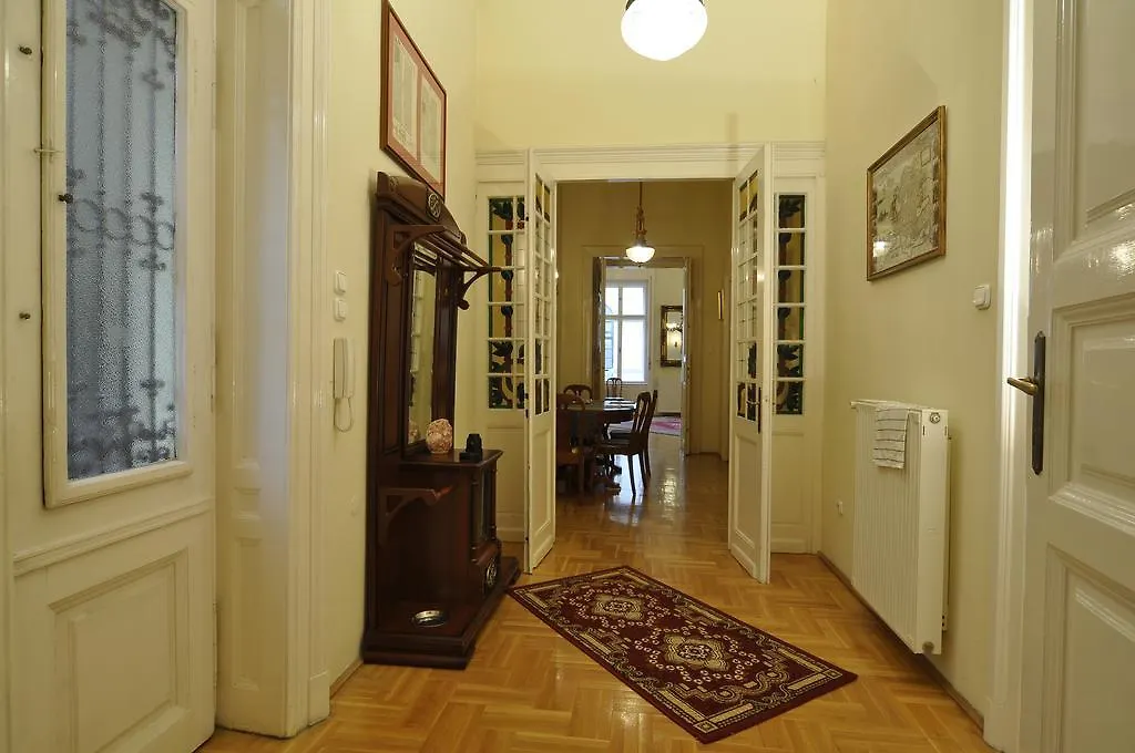 Charming Art Deco Flat Apartment Budapest 0*,